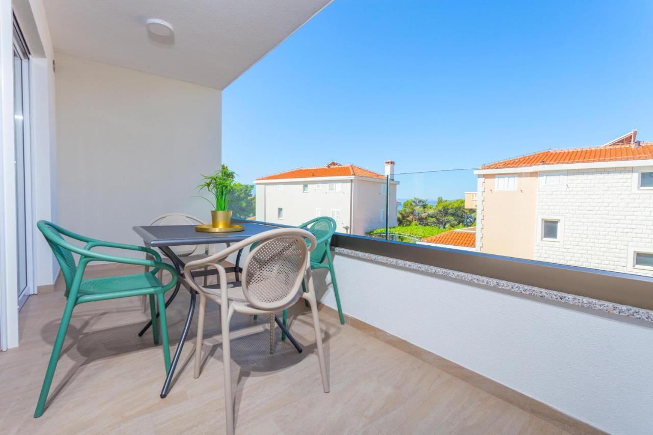 Tinel Boutique Apartment Проманья Экстерьер фото